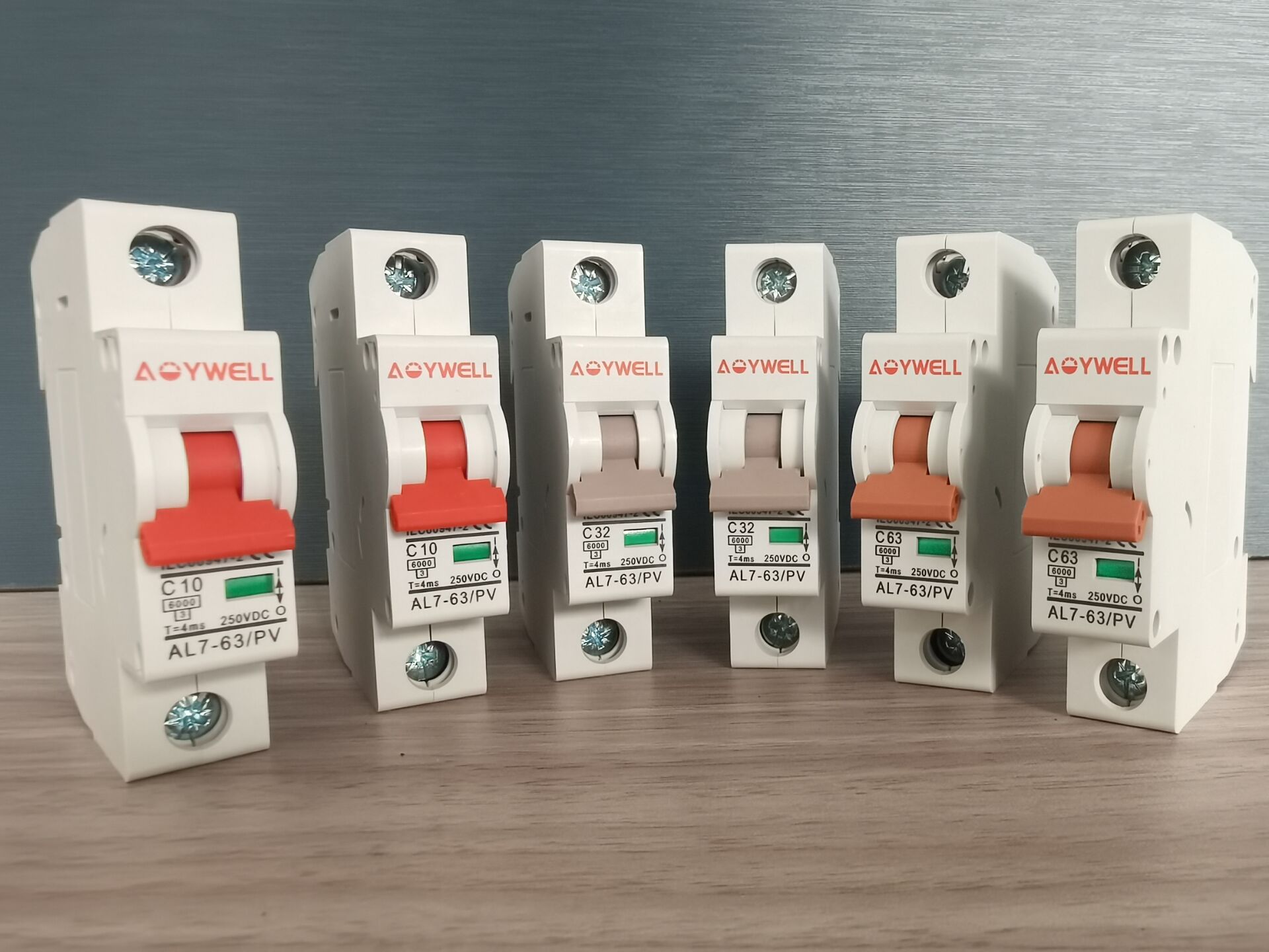 AOYWELL AL7 DC MCB helps Europe household photovoltaic system
